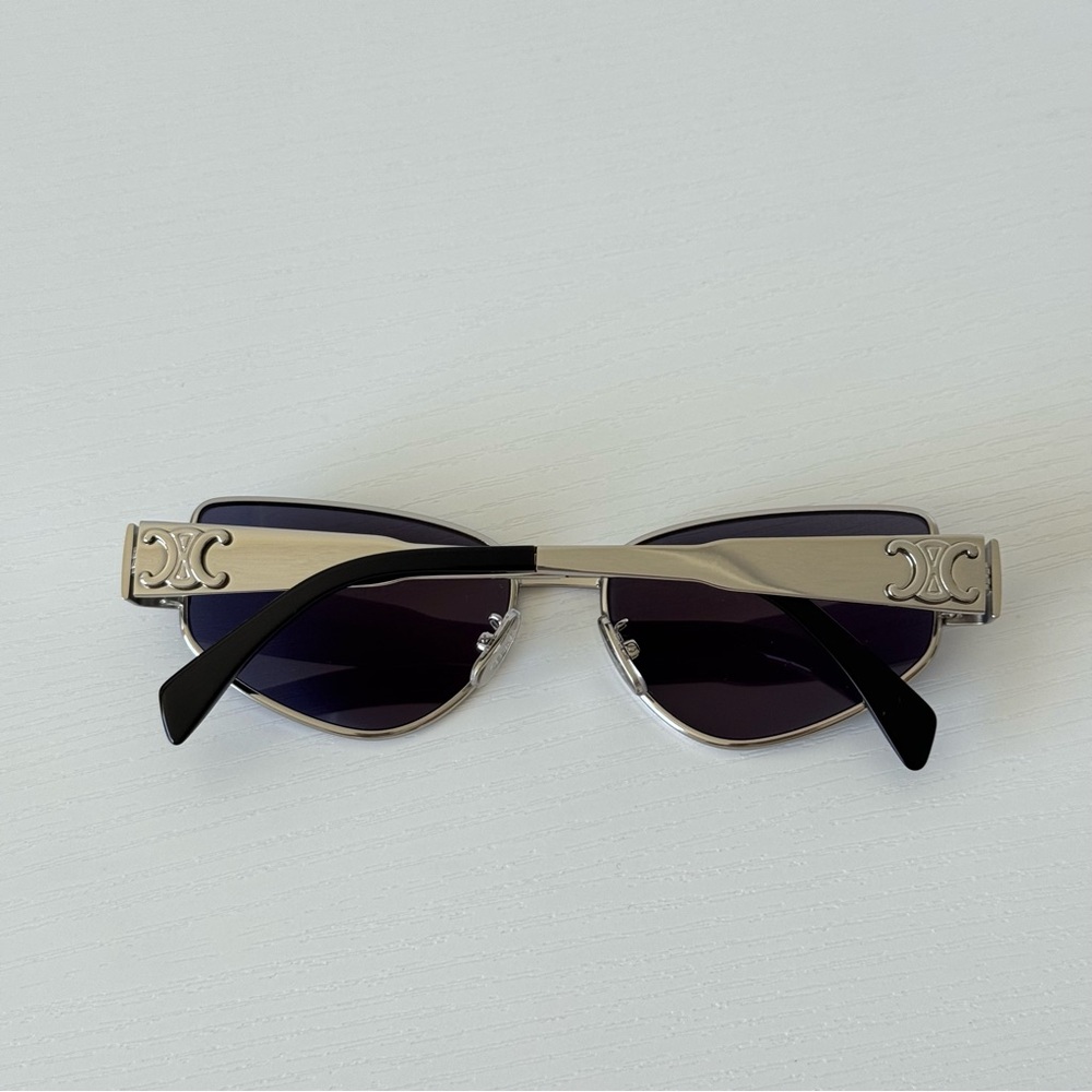 New! Celine Triomphe Sunglasses CL40293U 16V, Authentic - Picture 4 of 10